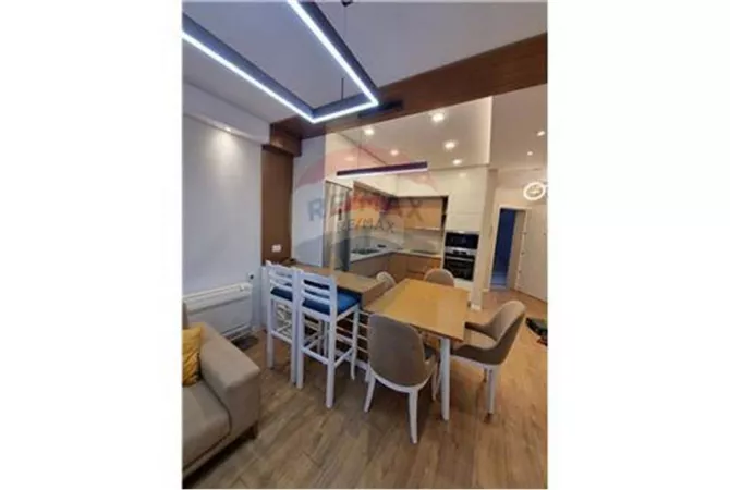 Shtepi me qera 2+1 ne Tirane - 850 Euro
