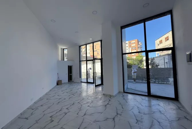 Business Property for Rent 1+1 in Tirana - 1,000 Euro
