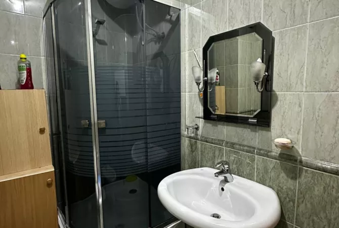 Shtepi me qera 1+1 ne Tirane - 600 Euro