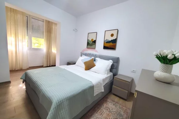 Shtepi me qera 2+1 ne Tirane - 850 Euro