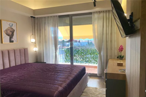 Shtepi me qera 1+1 ne Tirane - 900 Euro