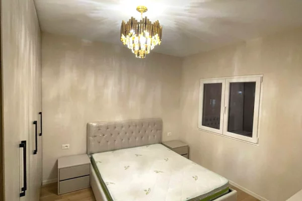 Shtepi me qera 2+1 ne Tirane - 550 Euro
