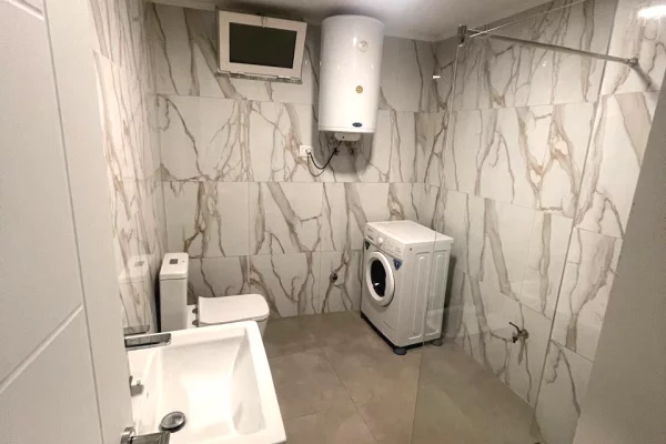 Shtepi me qera 1+1 ne Tirane - 550 Euro