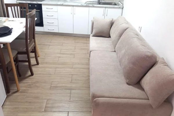 Shtepi me qera 1+1 ne Tirane - 550 Euro