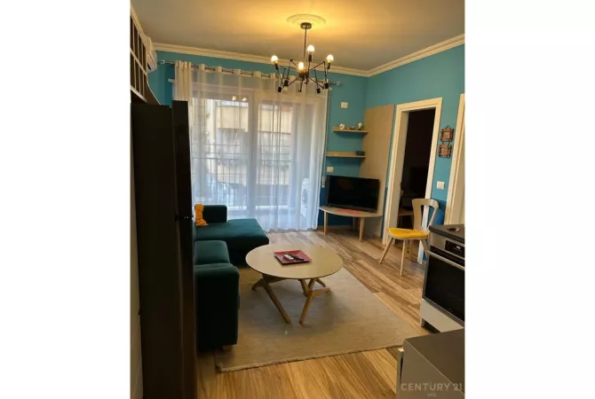 Shtepi me qera 2+1 ne Tirane - 700 Euro