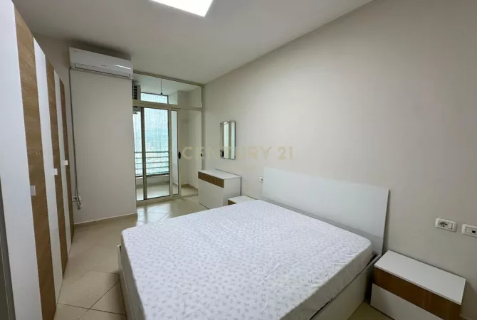 Shtepi me qera Apartament ne Tirane, 2+1, Mobilimi E mobiluar, Pagesa 700  Euro.