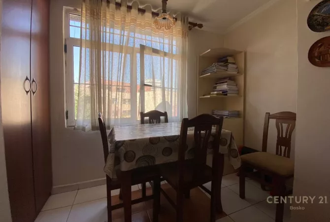 Shtepi me qera Apartament ne Tirane, 1+1, Mobilimi E mobiluar, Pagesa 500  Euro.