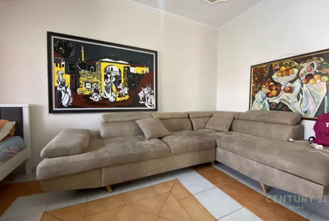 Shtepi me qera Apartament ne Tirane, 1+1, Mobilimi E mobiluar, Pagesa 500  Euro.