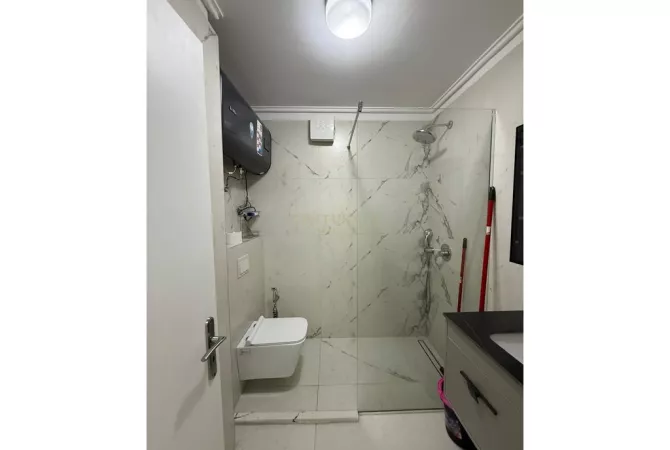 Shtepi me qera Apartament ne Tirane, 1+1, Mobilimi E mobiluar, Pagesa 650  Euro.