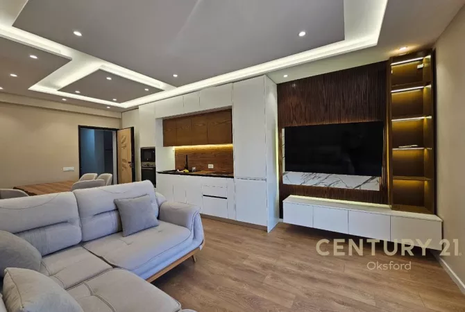 House for Rent 2+1 in Tirana - 700 Euro