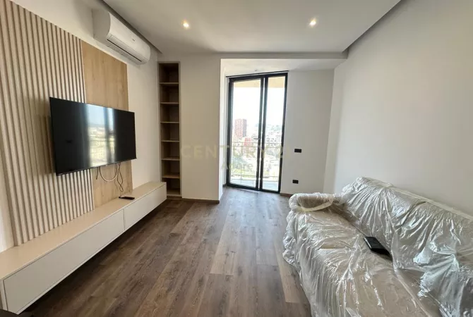 Shtepi me qera 1+1 ne Tirane - 750 Euro