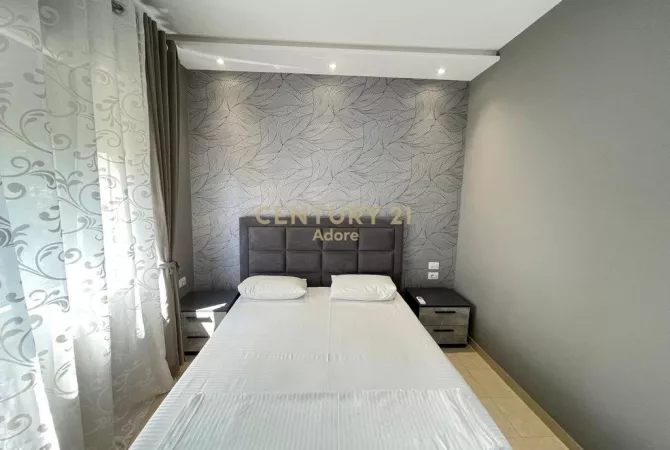 Shtepi ne shitje Apartament ne Durres, 2+1, Mobilimi E mobiluar, Pagesa 195,000  Euro.