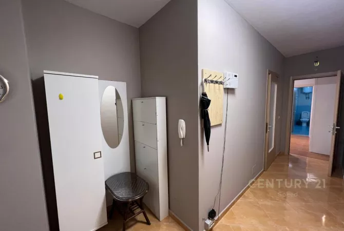 Shtepi me qera Apartament ne Tirane, 2+1, Mobilimi E mobiluar, Pagesa 600  Euro.