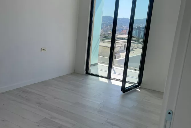 Ambient biznesi me qera 3+1 ne Tirane - 500 Euro