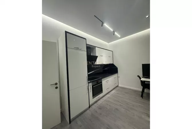 Shtepi me qera 1+1 ne Tirane - 800 Euro