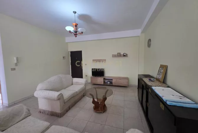 Shtepi me qera 2+1 ne Tirane - 600 Euro