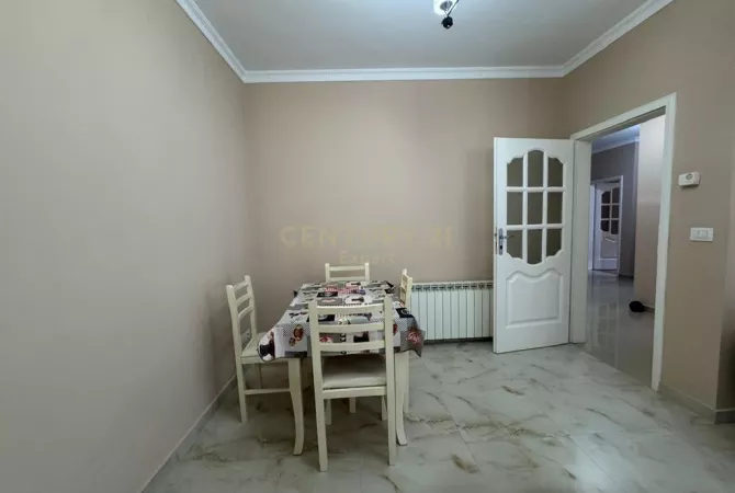 Shtepi me qera 2+1 ne Tirane - 550 Euro
