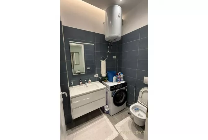 Shtepi me qera 1+1 ne Tirane - 800 Euro