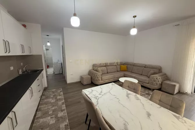 Shtepi me qera 1+1 ne Tirane - 600 Euro