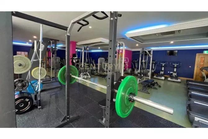 Ambient biznesi me qera 3+1 ne Tirane - 3,500 Euro