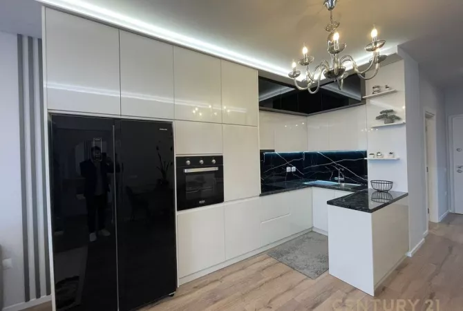 Shtepi me qera 2+1 ne Tirane - 900 Euro