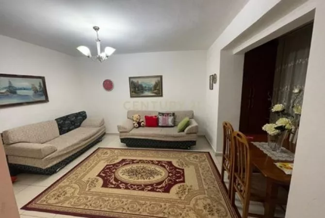 Shtepi me qera 1+1 ne Tirane - 450 Euro