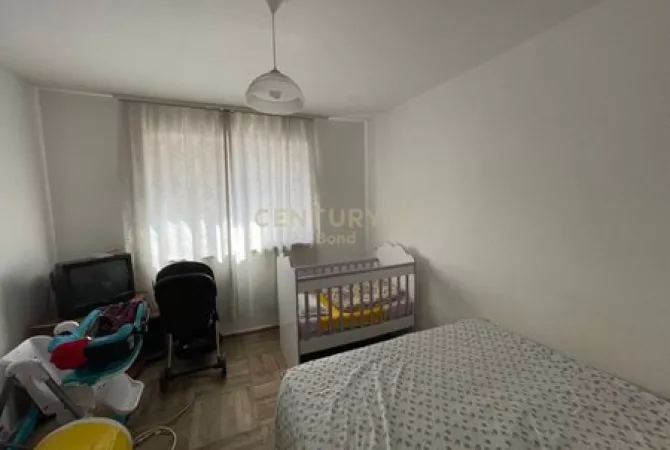 Shtepi me qera Apartament ne Tirane, 1+1, Mobilimi E mobiluar, Pagesa 450  Euro.