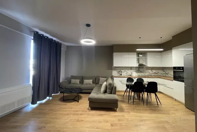 Shtepi me qera 2+1 ne Tirane - 850 Euro