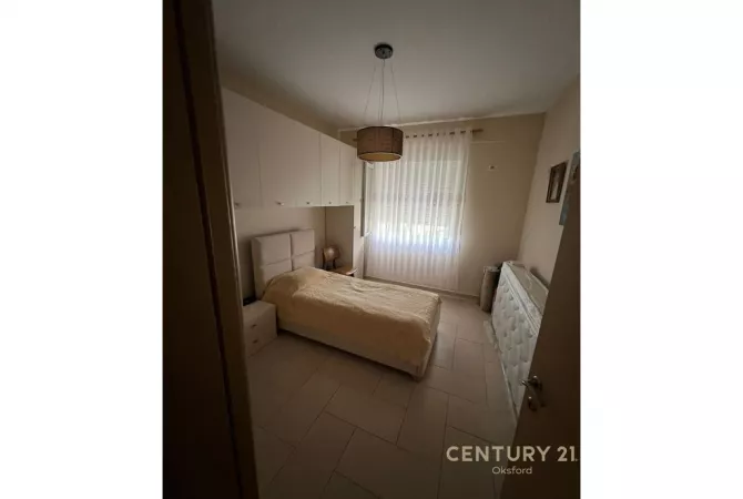 Shtepi ne shitje Apartament ne Tirane, 2+1, Mobilimi E mobiluar, Pagesa 185,000  Euro.