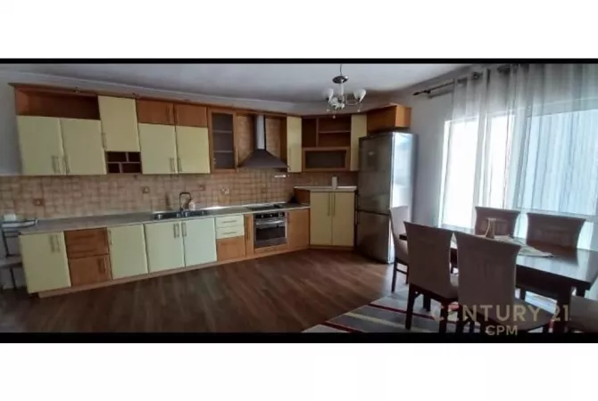 Casa in affitto 2+1 a Tirana - 700 Euro