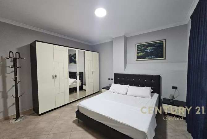 Shtepi me qera Apartament ne Tirane, 3+1, Mobilimi E mobiluar, Pagesa 750  Euro.