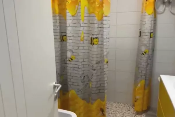 Shtepi me qera Apartament ne Tirane, 2+1, Mobilimi E mobiluar, Pagesa 65,000  Leke.