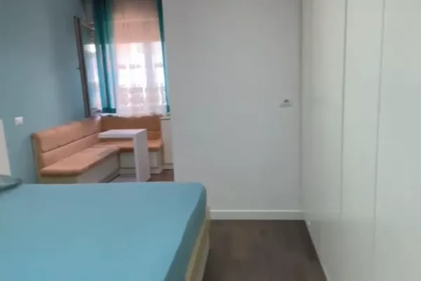 Shtepi me qera Apartament ne Tirane, 2+1, Mobilimi E mobiluar, Pagesa 65,000  Leke.