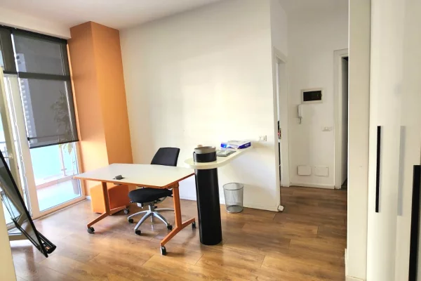 ZYRE E INVESTUAR PER QIRA TE KOMUNA E PARISIT 