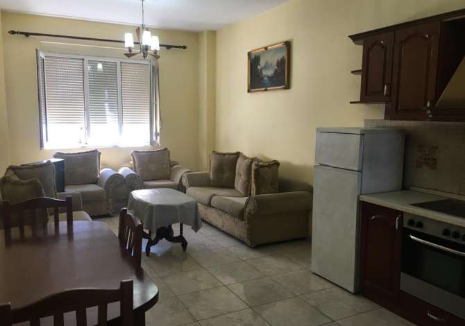 Jepet apartament 1+1 tek Terminali prane Hygeias