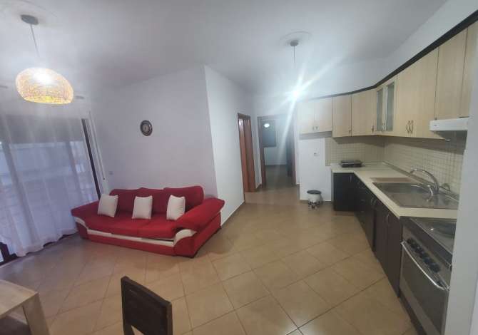Shtepi me qera 2+1 ne Tirane - 450 Euro