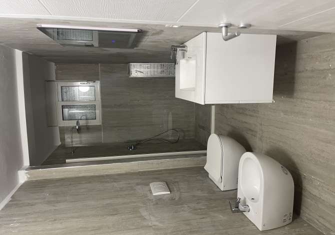 Shtepi me qera 2+1 ne Tirane - 60,000 Leke