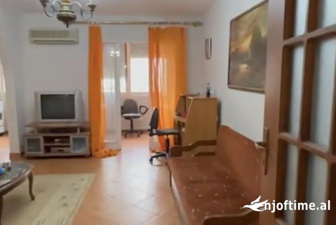 Shtepi me qera 1+1 ne Tirane - 450 Euro
