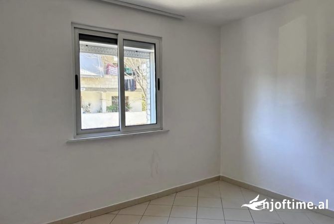 Shtepi ne shitje 2+1 ne Tirane - 120,000 Euro