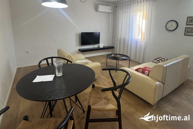 Shtepi me qera 1+1 ne Tirane - 600 Euro