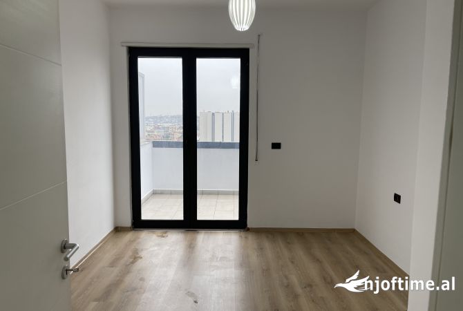 Shtepi me qera 2+1 ne Tirane - 450 Euro