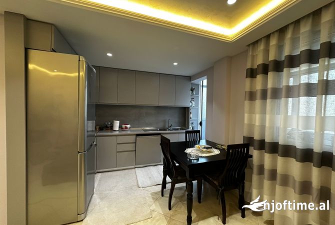 Shtepi me qera 2+1 ne Tirane - 600 Euro