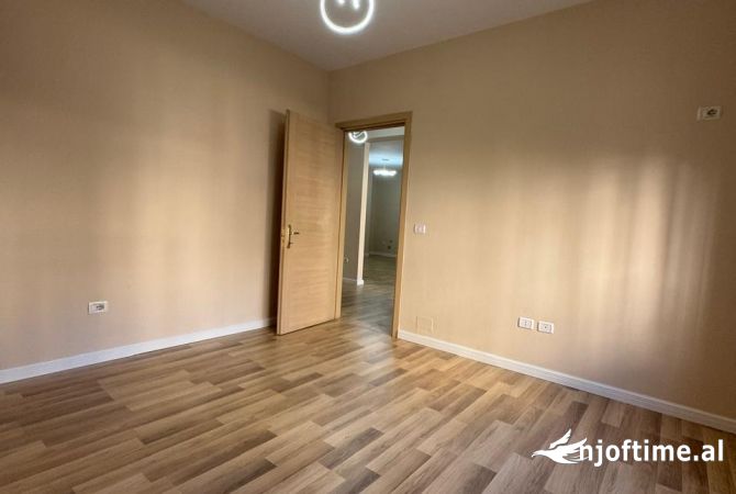 Shtepi ne shitje 2+1 ne Tirane - 115,000 Euro