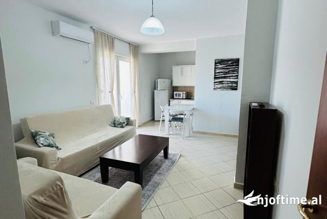 Shtepi me qera 1+1 ne Tirane - 550 Euro