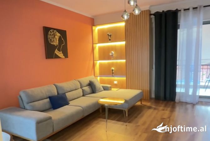 Shtepi me qera 1+1 ne Tirane - 750 Euro
