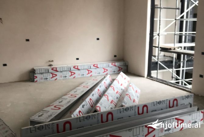 Shtepi ne shitje 2+1 ne Tirane - 185,000 Euro
