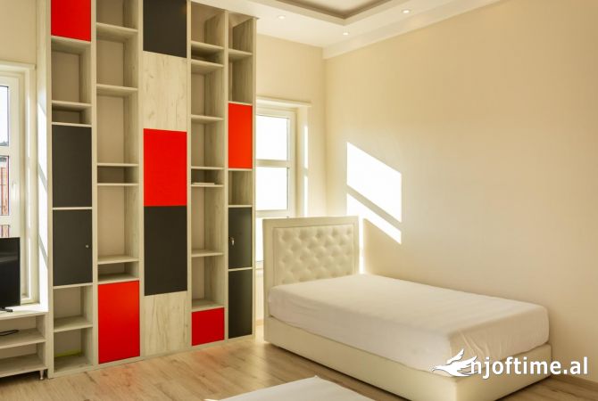 House for Rent 5+1 in Tirana - 5,000 Euro