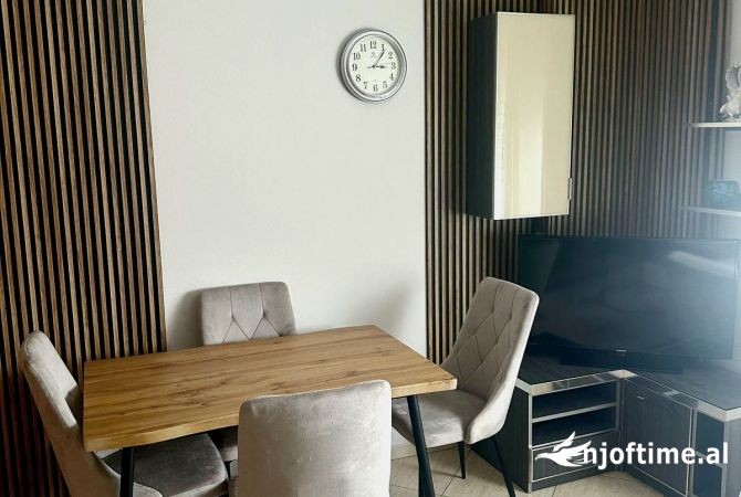 Shtepi me qera 2+1 ne Tirane - 450 Euro