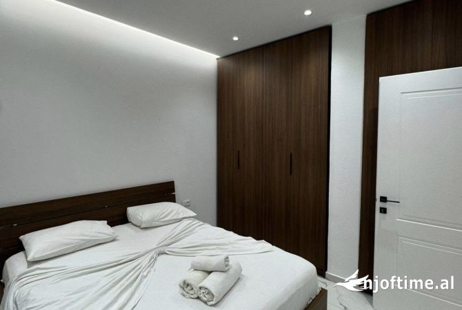 Shtepi me qera 1+1 ne Tirane - 400 Euro