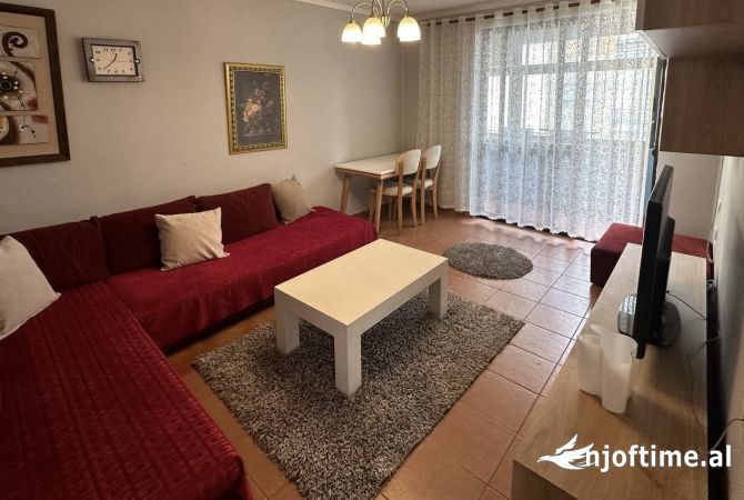 Shtepi me qera 2+1 ne Tirane - 500 Euro